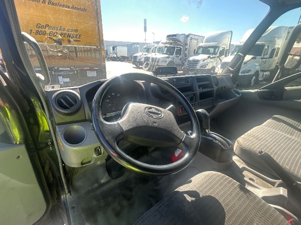 Refrigerated Truck-Light and Medium Duty Trucks-Hino-2020-195-Torrance-CA-166,071\n\t\tmiles-$ 39,500 - Image 17
