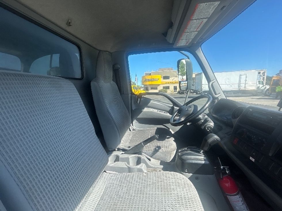 Refrigerated Truck-Light and Medium Duty Trucks-Hino-2020-195-Torrance-CA-166,071\n\t\tmiles-$ 39,500 - Image 22