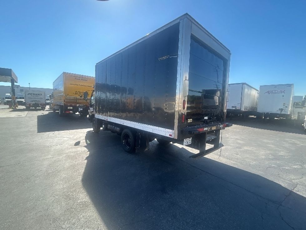 Refrigerated Truck-Light and Medium Duty Trucks-Hino-2020-195-Torrance-CA-166,071\n\t\tmiles-$ 39,500 - Image 6