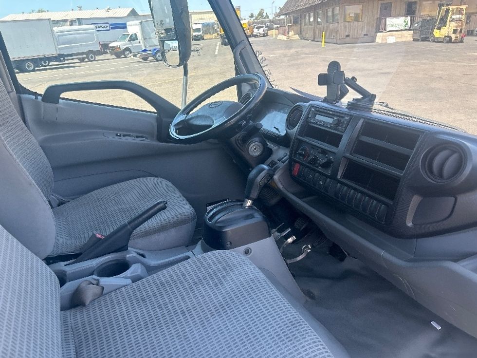 Refrigerated Truck-Light and Medium Duty Trucks-Hino-2020-195-Torrance-CA-186,813\n\t\tmiles-$ 37,500 - Image 22