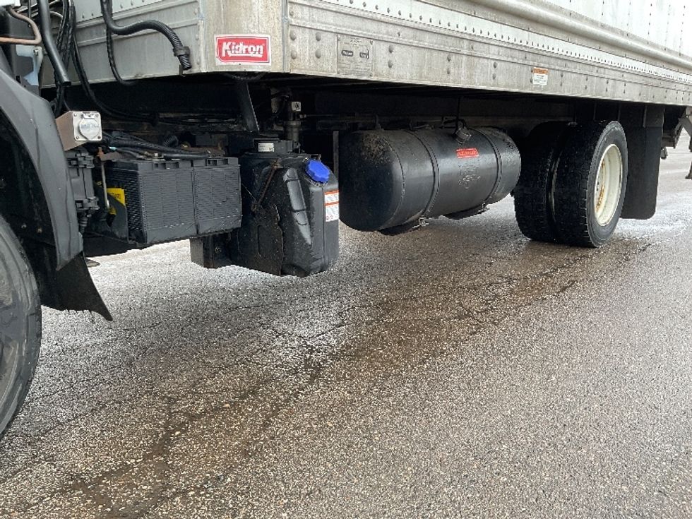 Refrigerated Truck-Light and Medium Duty Trucks-Hino-2020-195-Warren-MI-116,360\n\t\tmiles-$ 54,000 - Image 5