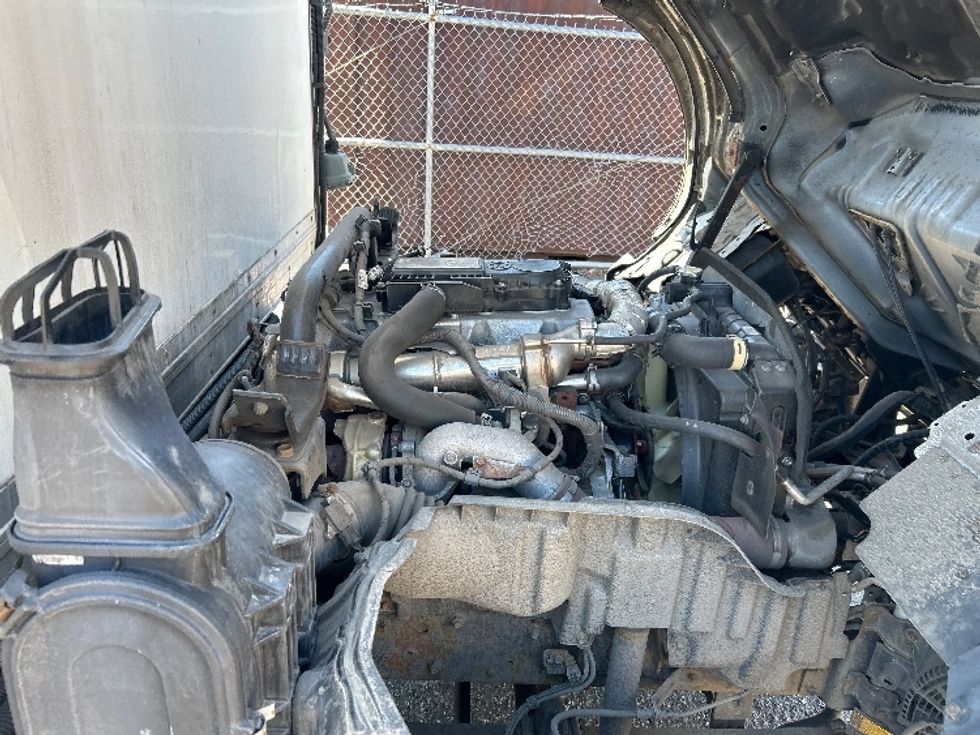 Refrigerated Truck-Light and Medium Duty Trucks-Hino-2020-195-West Babylon-NY-104,440\n\t\tmiles-$ 52,250 - Image 23