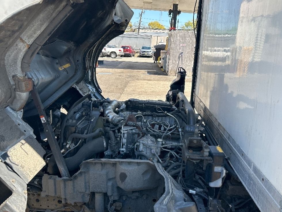 Refrigerated Truck-Light and Medium Duty Trucks-Hino-2020-195-West Babylon-NY-104,440\n\t\tmiles-$ 52,250 - Image 24