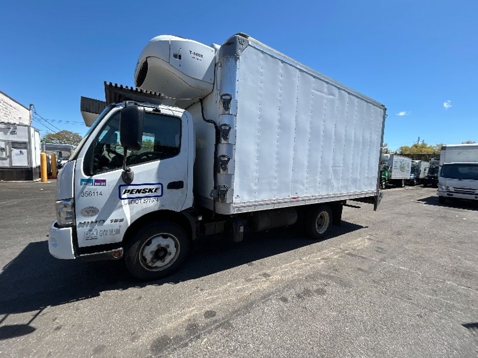 Refrigerated Truck-Light and Medium Duty Trucks-Hino-2020-195-West Babylon-NY-104,440\n\t\tmiles-$ 52,250 - Image 4