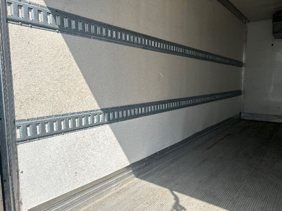 Refrigerated Truck-Light and Medium Duty Trucks-Hino-2020-195-West Babylon-NY-67,898\n\t\tmiles-$ 53,500 - Image 11