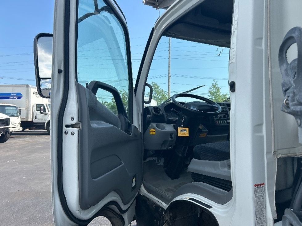 Refrigerated Truck-Light and Medium Duty Trucks-Hino-2020-195-West Babylon-NY-67,898\n\t\tmiles-$ 53,500 - Image 16