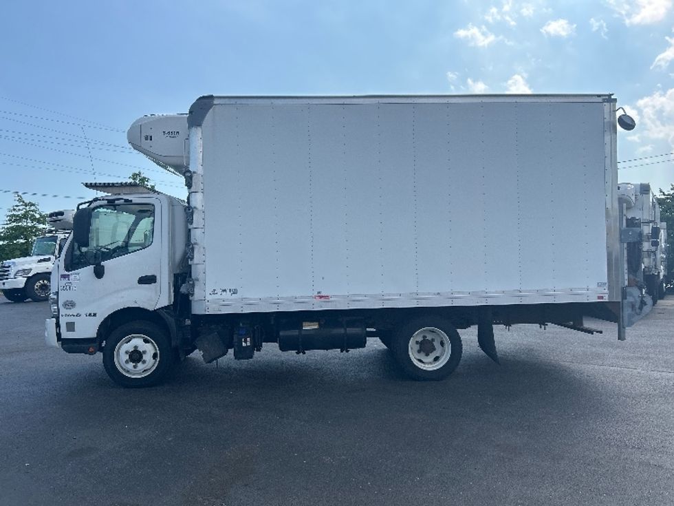 Refrigerated Truck-Light and Medium Duty Trucks-Hino-2020-195-West Babylon-NY-67,898\n\t\tmiles-$ 53,500 - Image 4