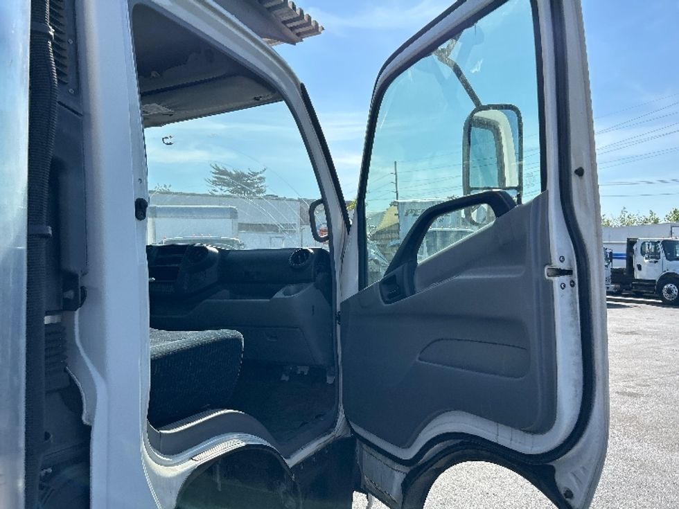 Refrigerated Truck-Light and Medium Duty Trucks-Hino-2020-195-West Babylon-NY-87,584\n\t\tmiles-$ 54,250 - Image 20