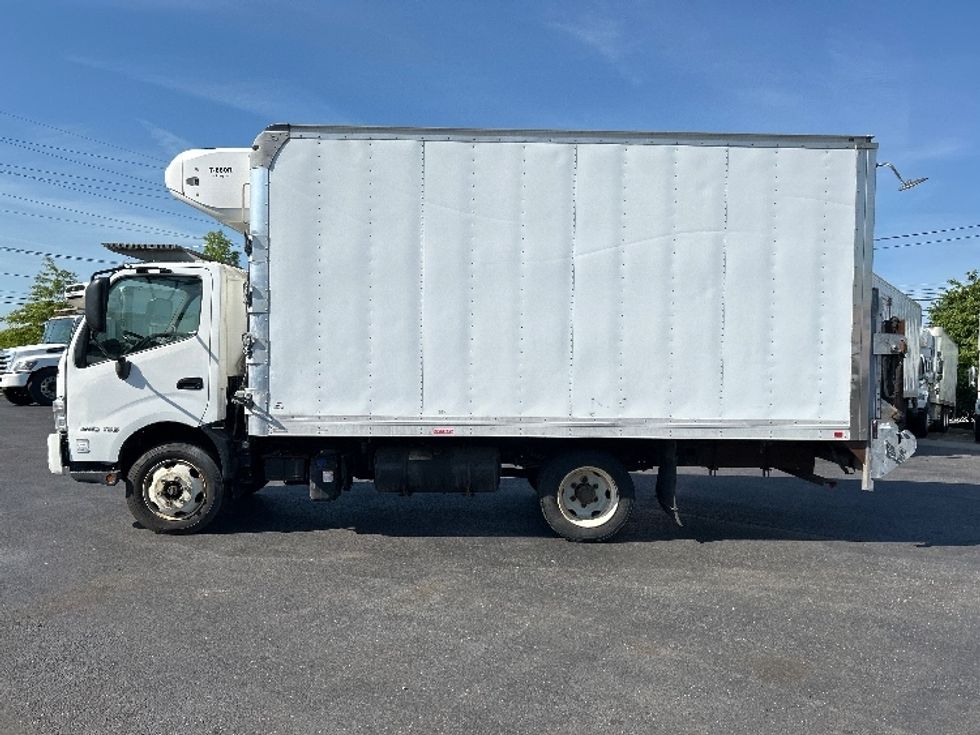 Refrigerated Truck-Light and Medium Duty Trucks-Hino-2020-195-West Babylon-NY-87,584\n\t\tmiles-$ 54,250 - Image 4