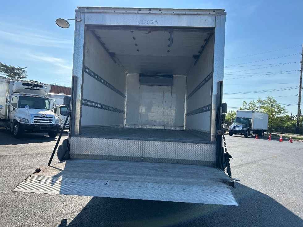 Refrigerated Truck-Light and Medium Duty Trucks-Hino-2020-195-West Babylon-NY-87,584\n\t\tmiles-$ 54,250 - Image 9