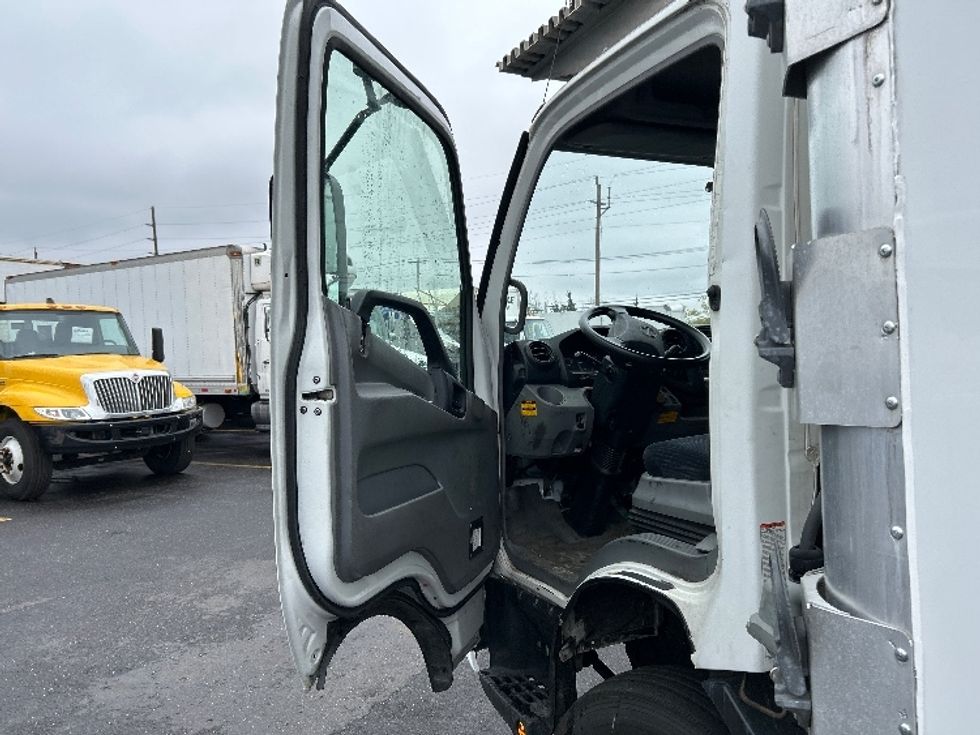 Refrigerated Truck-Light and Medium Duty Trucks-Hino-2020-195-West Babylon-NY-96,562\n\t\tmiles-$ 53,250 - Image 16