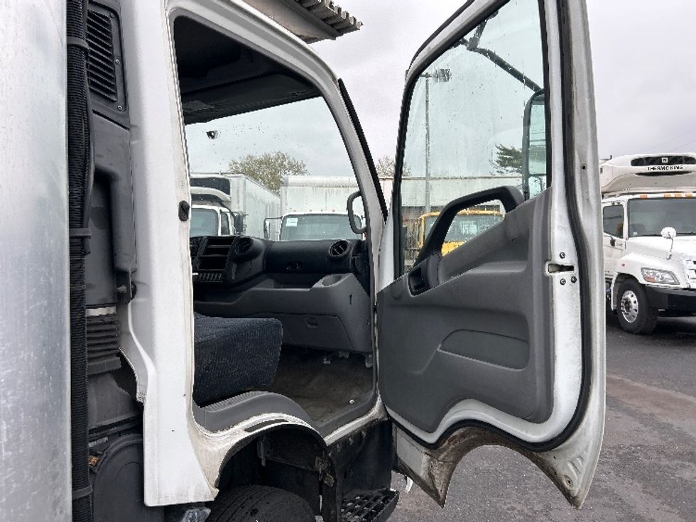 Refrigerated Truck-Light and Medium Duty Trucks-Hino-2020-195-West Babylon-NY-96,562\n\t\tmiles-$ 53,250 - Image 20