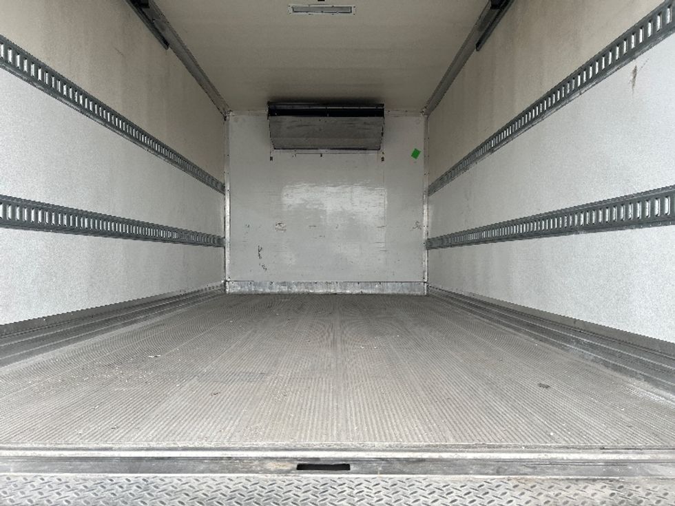 Refrigerated Truck-Light and Medium Duty Trucks-Hino-2020-195-West Babylon-NY-99,126\n\t\tmiles-$ 52,500 - Image 10