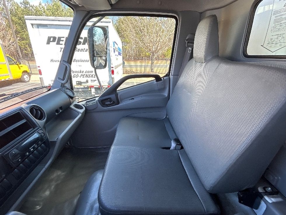 Refrigerated Truck-Light and Medium Duty Trucks-Hino-2020-195-Winston Salem-NC-119,110\n\t\tmiles-$ 56,750 - Image 19