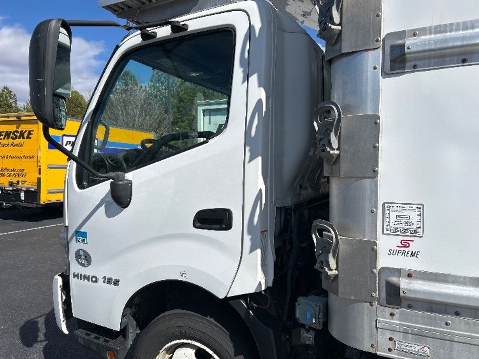 Refrigerated Truck-Light and Medium Duty Trucks-Hino-2020-195-Winston Salem-NC-119,110\n\t\tmiles-$ 56,750 - Image 5