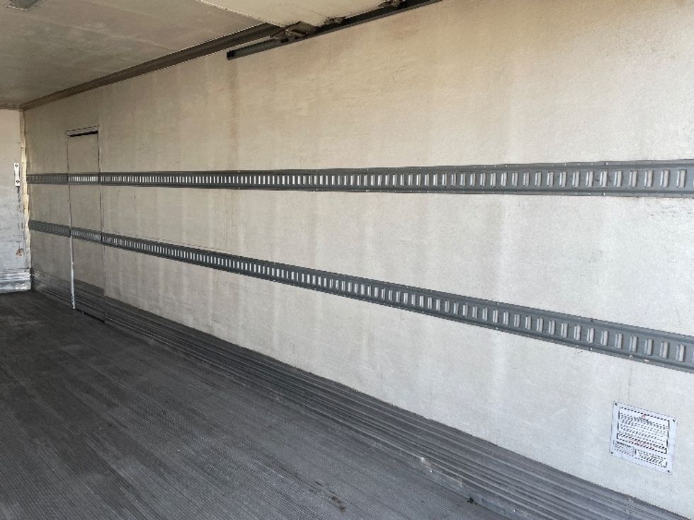 Refrigerated Truck-Light and Medium Duty Trucks-Hino-2020-268-Aurora-CO-108,713\n\t\tmiles-$ 78,750 - Image 12