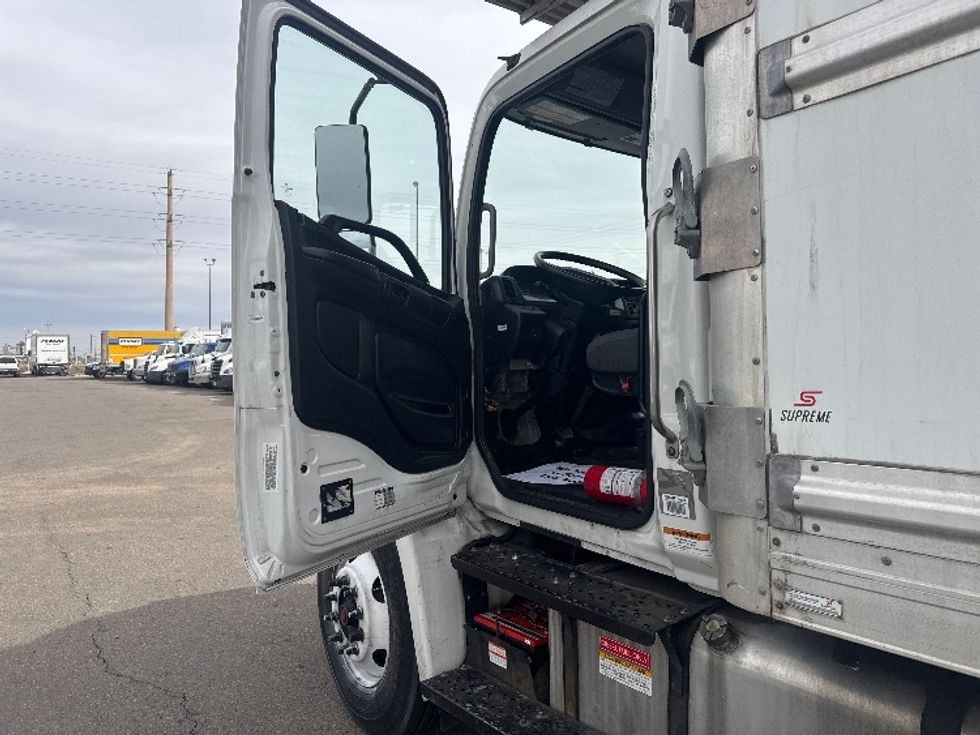 Refrigerated Truck-Light and Medium Duty Trucks-Hino-2020-268-Aurora-CO-111,540\n\t\tmiles-$ 77,750 - Image 16