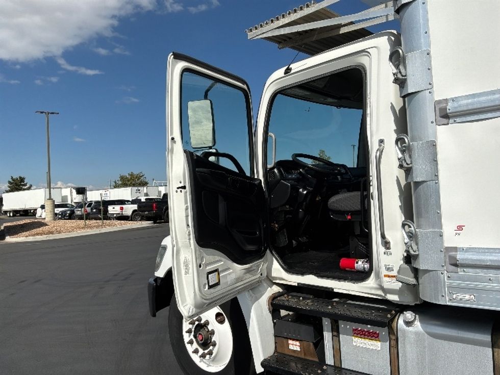 Refrigerated Truck-Light and Medium Duty Trucks-Hino-2020-268-Aurora-CO-135,547\n\t\tmiles-$ 72,250 - Image 16