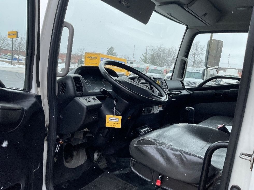 Refrigerated Truck-Light and Medium Duty Trucks-Hino-2020-268-Bloomington-IN-131,391\n\t\tmiles-$ 82,250 - Image 17