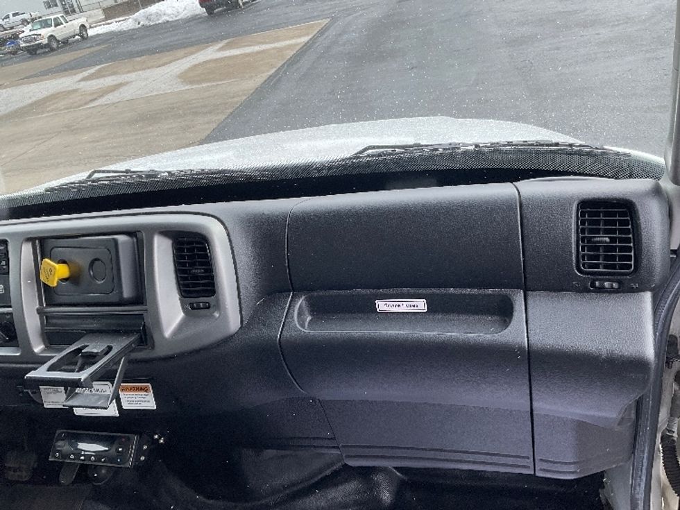 Refrigerated Truck-Light and Medium Duty Trucks-Hino-2020-268-Bloomington-IN-131,391\n\t\tmiles-$ 82,250 - Image 21