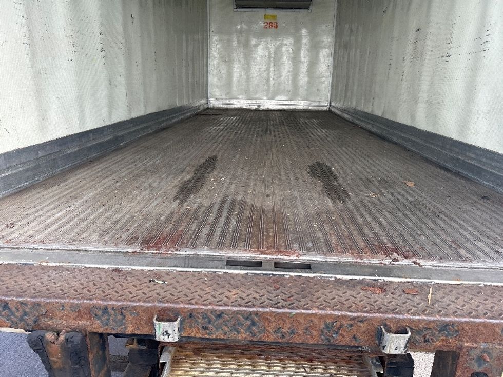 Refrigerated Truck-Light and Medium Duty Trucks-Hino-2020-268-Braintree-MA-226,109\n\t\tmiles-$ 36,500 - Image 10