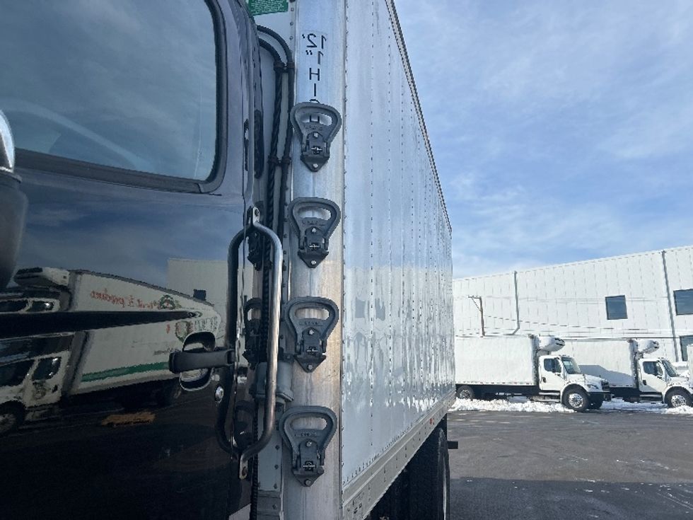 Refrigerated Truck-Light and Medium Duty Trucks-Hino-2020-268-Braintree-MA-226,109\n\t\tmiles-$ 36,500 - Image 26