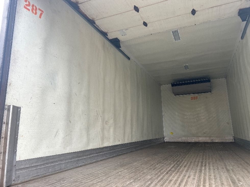 Refrigerated Truck-Light and Medium Duty Trucks-Hino-2020-268-Braintree-MA-232,469\n\t\tmiles-$ 35,750 - Image 11