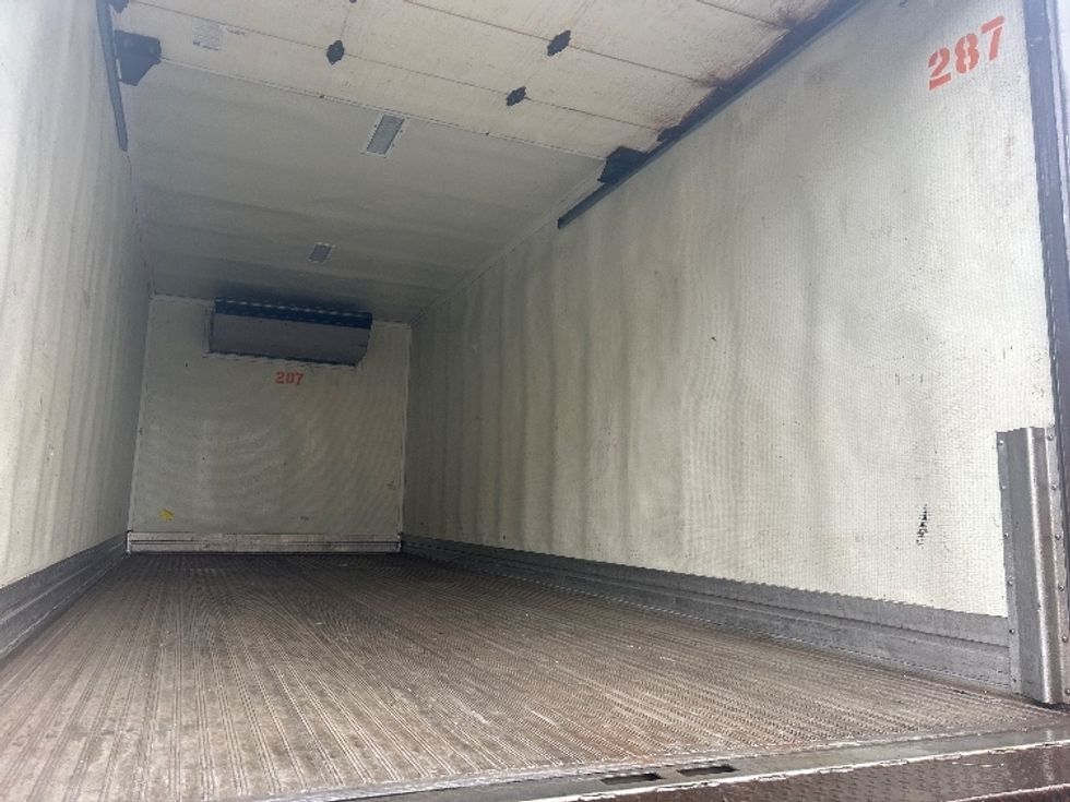 Refrigerated Truck-Light and Medium Duty Trucks-Hino-2020-268-Braintree-MA-232,469\n\t\tmiles-$ 35,750 - Image 12