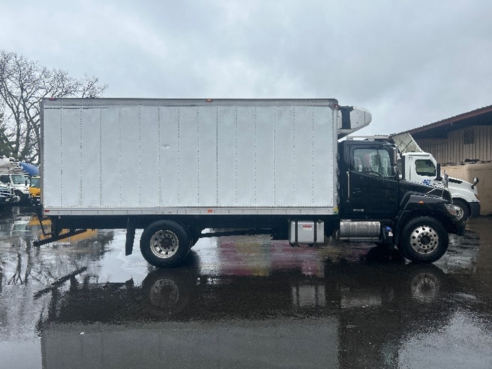 Refrigerated Truck-Light and Medium Duty Trucks-Hino-2020-268-Braintree-MA-232,469\n\t\tmiles-$ 35,750 - Image 15