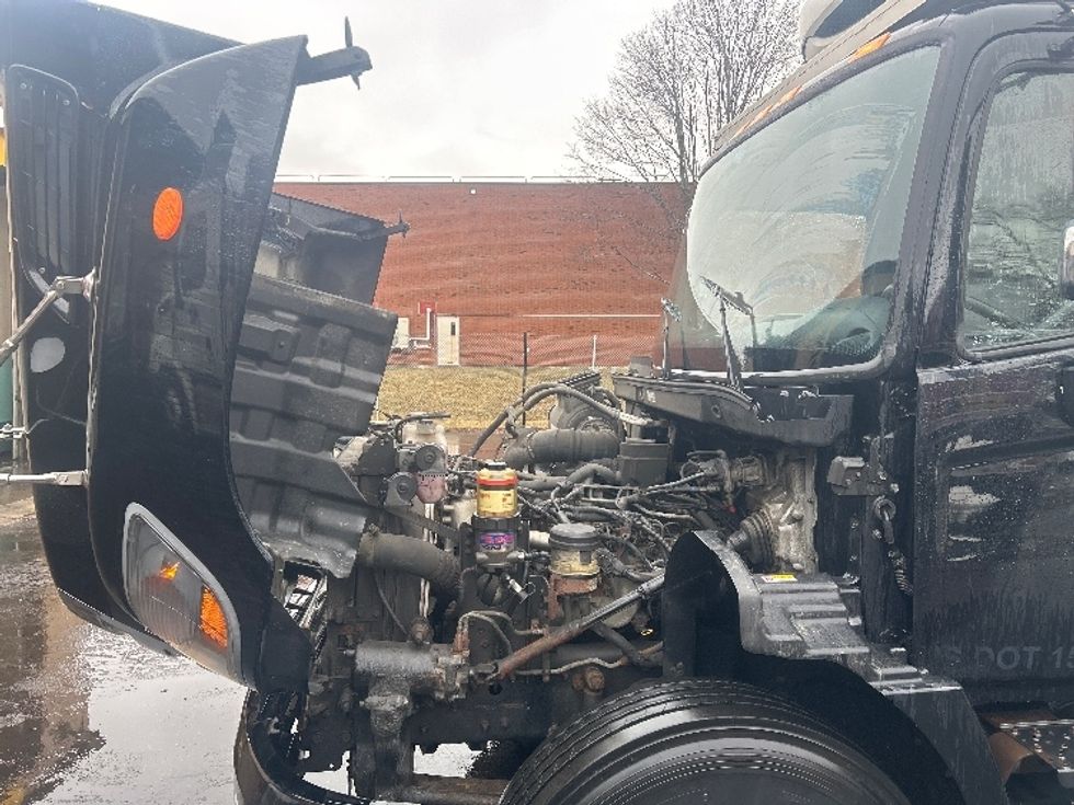 Refrigerated Truck-Light and Medium Duty Trucks-Hino-2020-268-Braintree-MA-232,469\n\t\tmiles-$ 35,750 - Image 24