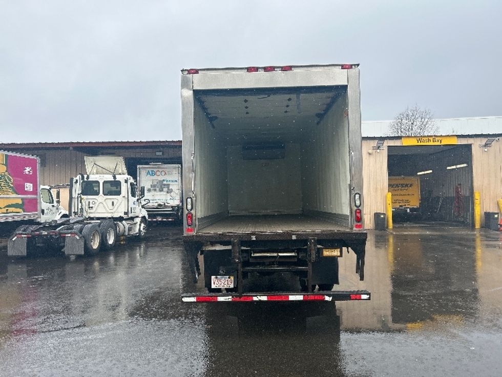 Refrigerated Truck-Light and Medium Duty Trucks-Hino-2020-268-Braintree-MA-232,469\n\t\tmiles-$ 35,750 - Image 8