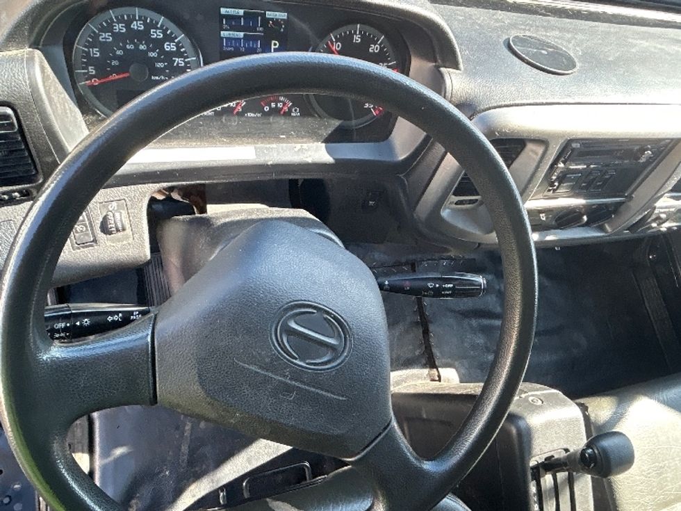 Refrigerated Truck-Light and Medium Duty Trucks-Hino-2020-268-Braintree-MA-253,466\n\t\tmiles-$ 33,250 - Image 18