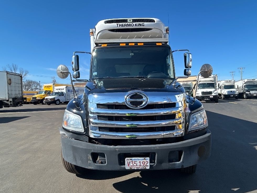 Refrigerated Truck-Light and Medium Duty Trucks-Hino-2020-268-Braintree-MA-253,466\n\t\tmiles-$ 33,250 - Image 2