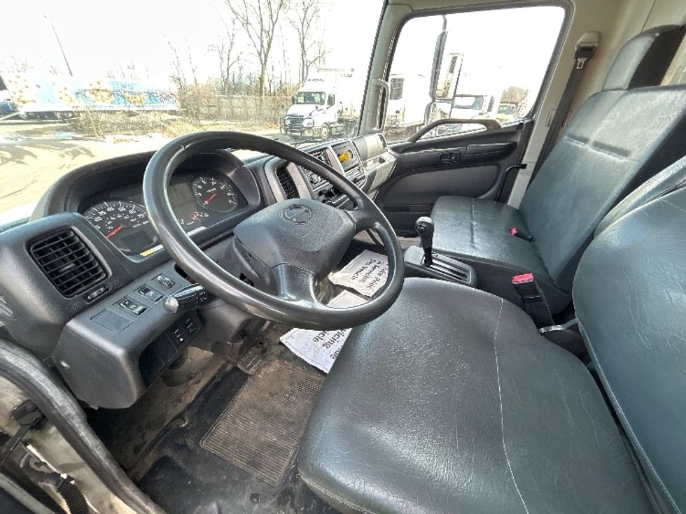 Refrigerated Truck-Light and Medium Duty Trucks-Hino-2020-268-Brooklyn Park-MN-372,059\n\t\tmiles-$ 28,500 - Image 17