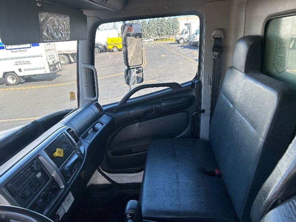 Refrigerated Truck-Light and Medium Duty Trucks-Hino-2020-268-City Of Industry-CA-136,500\n\t\tmiles-$ 69,000 - Image 19