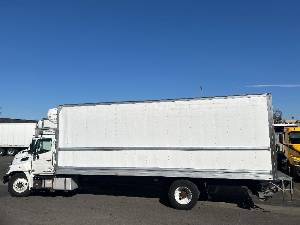Refrigerated Truck-Light and Medium Duty Trucks-Hino-2020-268-City Of Industry-CA-136,500\n\t\tmiles-$ 69,000 - Image 4