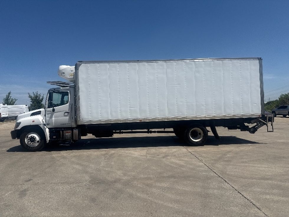 Refrigerated Truck-Light and Medium Duty Trucks-Hino-2020-268-Dallas-TX-298,348\n\t\tmiles-$ 43,000 - Image 4