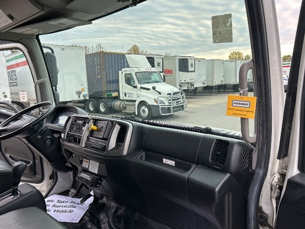 Refrigerated Truck-Light and Medium Duty Trucks-Hino-2020-268-Des Moines-IA-139,377\n\t\tmiles-$ 68,000 - Image 20