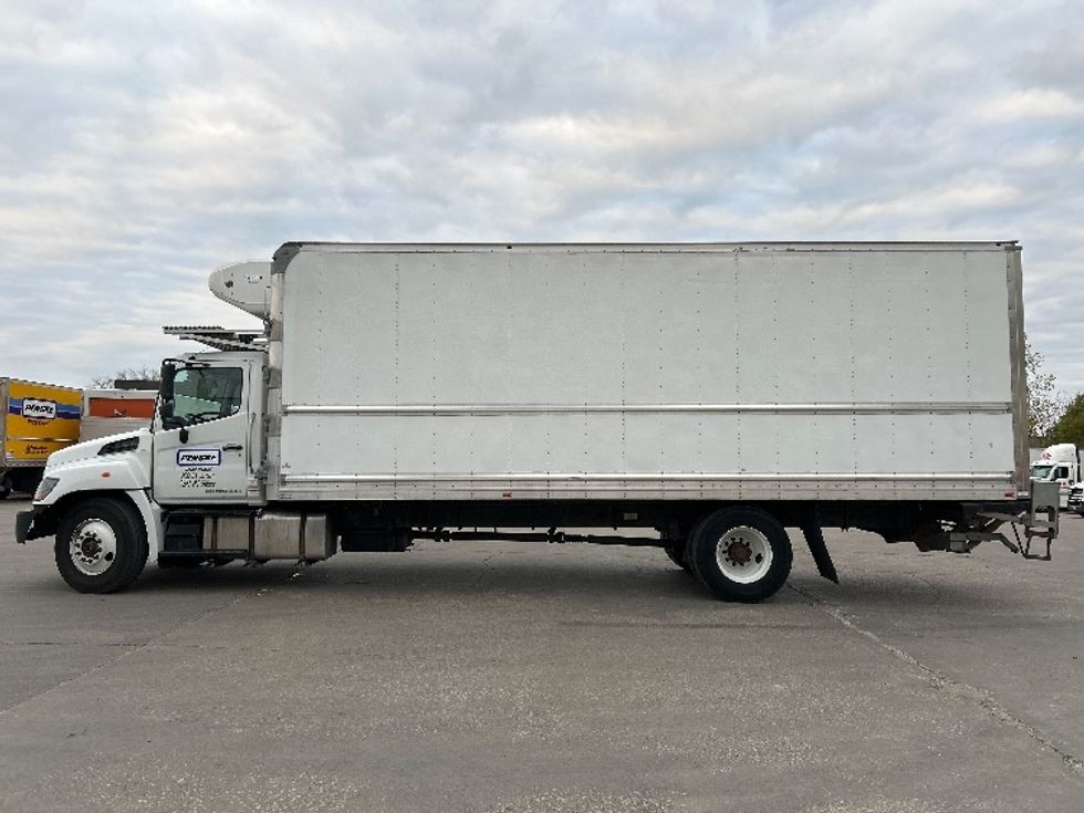 Refrigerated Truck-Light and Medium Duty Trucks-Hino-2020-268-Des Moines-IA-139,377\n\t\tmiles-$ 68,000 - Image 4