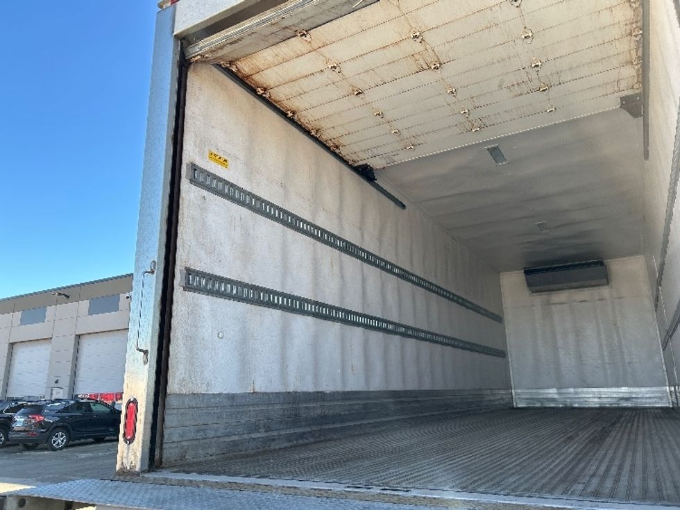 Refrigerated Truck-Light and Medium Duty Trucks-Hino-2020-268-East Chicago-IN-217,925\n\t\tmiles-$ 64,500 - Image 11