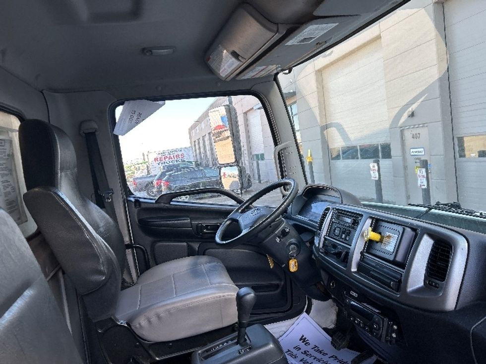 Refrigerated Truck-Light and Medium Duty Trucks-Hino-2020-268-East Chicago-IN-217,925\n\t\tmiles-$ 64,500 - Image 22