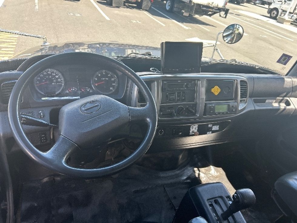 Refrigerated Truck-Light and Medium Duty Trucks-Hino-2020-268-Edison-NJ-125,320\n\t\tmiles-$ 59,500 - Image 18