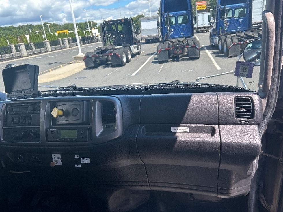 Refrigerated Truck-Light and Medium Duty Trucks-Hino-2020-268-Edison-NJ-125,320\n\t\tmiles-$ 59,500 - Image 21
