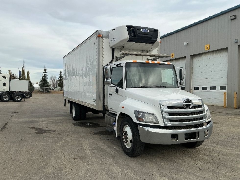 Refrigerated Truck-Light and Medium Duty Trucks-Hino-2020-268-Edmonton-AB-482,661\n\t\tkm-$ 55,250 - Image 1