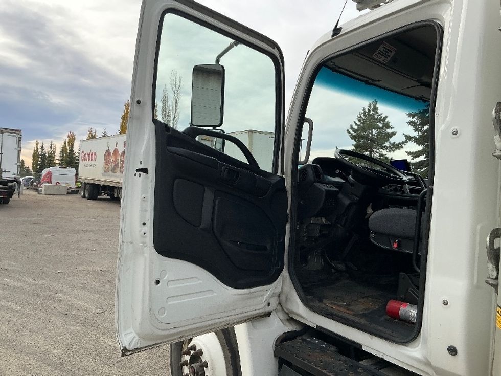 Refrigerated Truck-Light and Medium Duty Trucks-Hino-2020-268-Edmonton-AB-482,661\n\t\tkm-$ 55,250 - Image 18