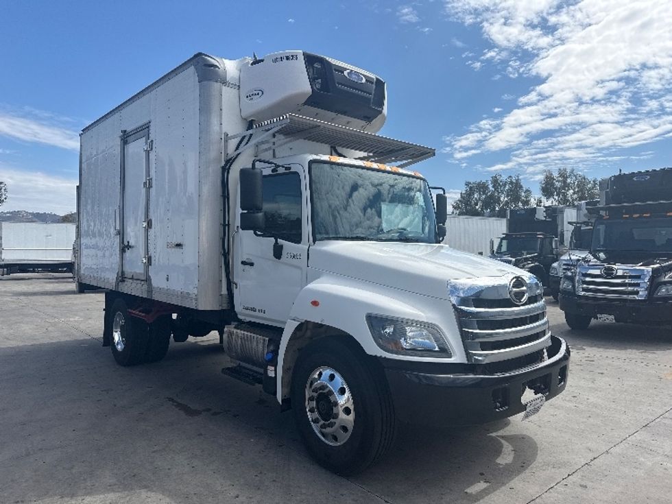 Refrigerated Truck-Light and Medium Duty Trucks-Hino-2020-268-Fontana-CA-134,590\n\t\tmiles-$ 61,750 - Image 1
