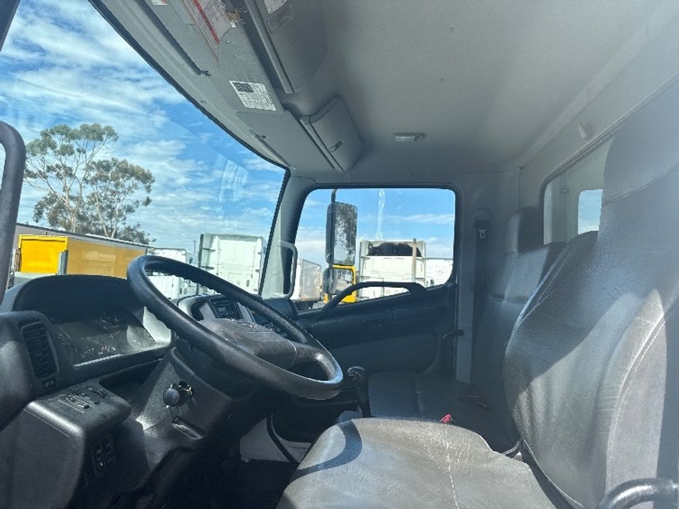 Refrigerated Truck-Light and Medium Duty Trucks-Hino-2020-268-Fontana-CA-134,590\n\t\tmiles-$ 61,750 - Image 16