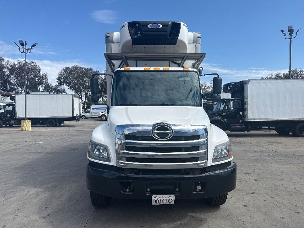 Refrigerated Truck-Light and Medium Duty Trucks-Hino-2020-268-Fontana-CA-134,590\n\t\tmiles-$ 61,750 - Image 2
