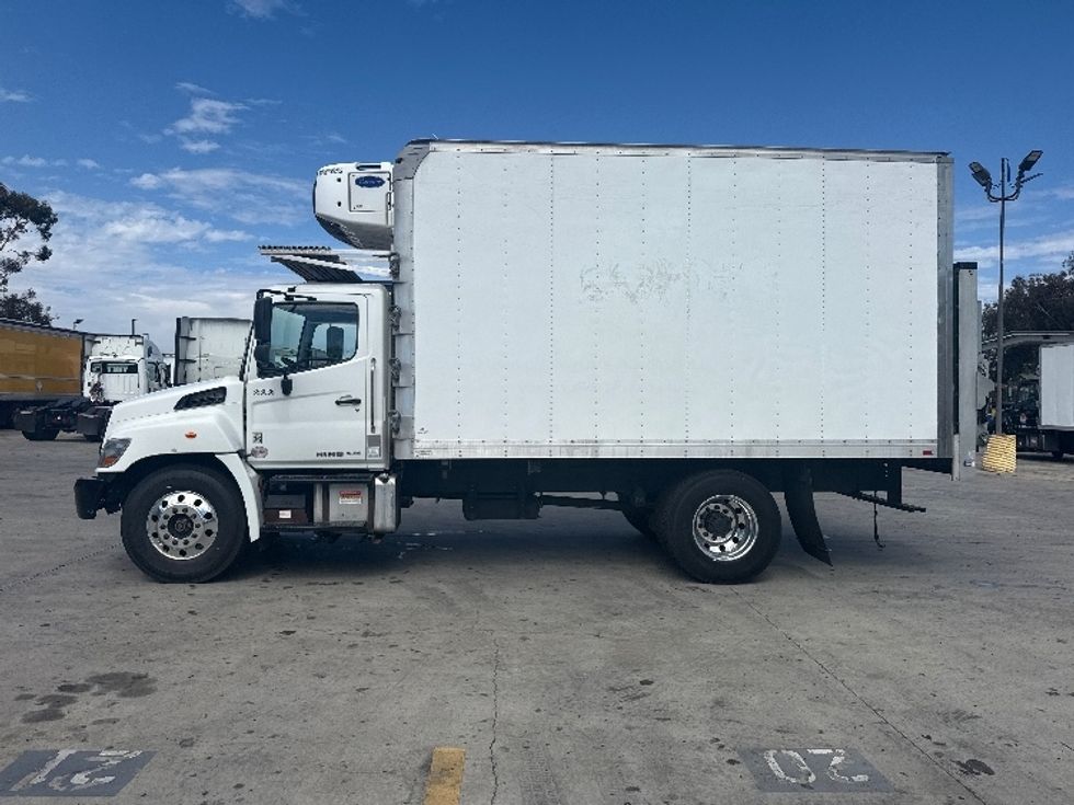 Refrigerated Truck-Light and Medium Duty Trucks-Hino-2020-268-Fontana-CA-134,590\n\t\tmiles-$ 61,750 - Image 4
