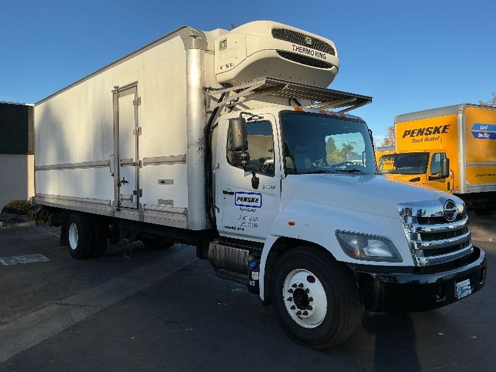 Refrigerated Truck-Light and Medium Duty Trucks-Hino-2020-268-Fontana-CA-177,402\n\t\tmiles-$ 64,750 - Image 1